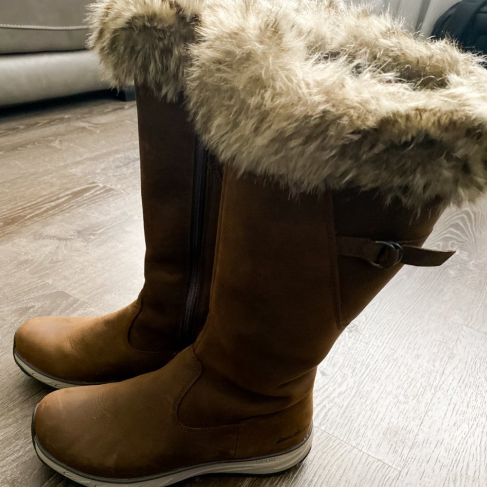 Eddie Bauer Women's Lodge Fur Boot